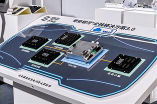 家有一老！杰夫-格林强攻浓眉打成2+1 前5投全中砍下13分